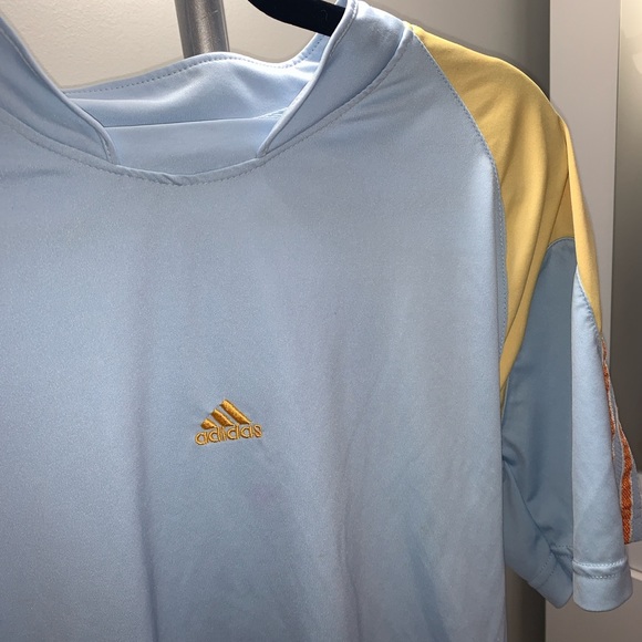 Adidas vintage top - Picture 3 of 3